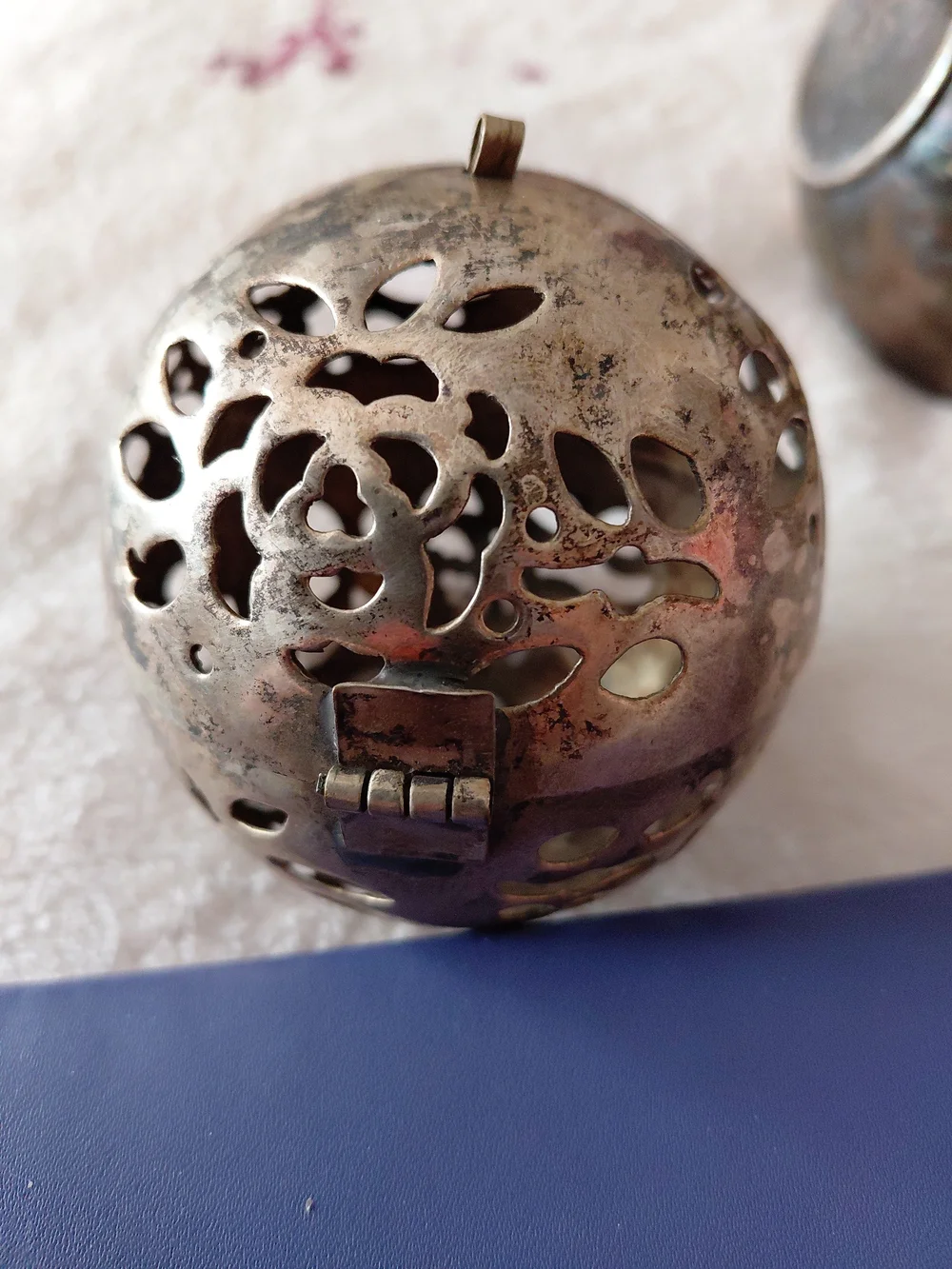 Vintage-Style Silver Floral Scent Ball - Home Accent
